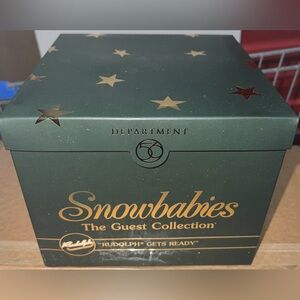 RARE 2000 The Guest Collection Department 56 Snowbabies “Rudolph Gets Ready”